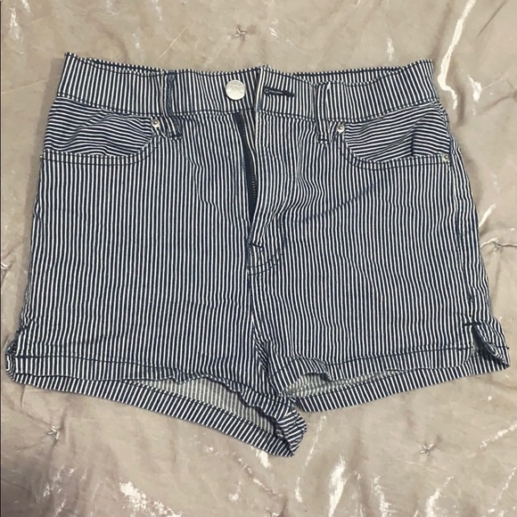 BDG Pants - BDG super high rise shorts